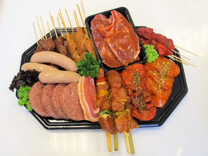 boucherie-CUEBRIS-min_bbq_butcher_shop_supermarket_meal_party-766127